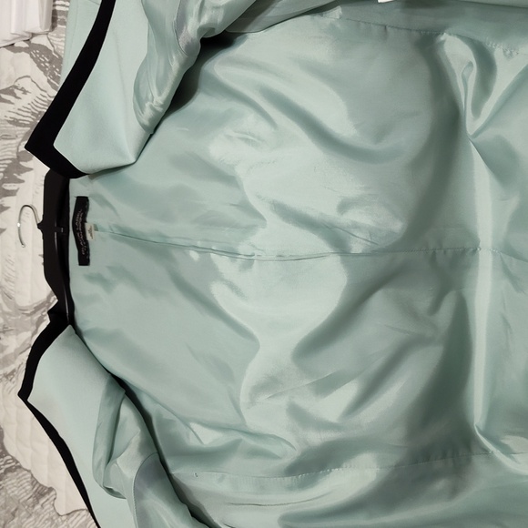 Black Label by Evan Picone - Light Green Suit Jacket w/Black Trim, Size 18 - Picture 4 of 6